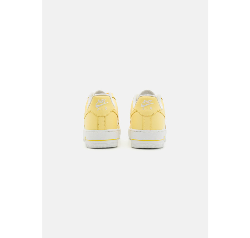 NIKE AIR FORCE 07 brīvā laika apvi
