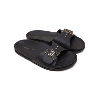 Tommy Hilfiger ādas iešļūcenes- melnā krāsā