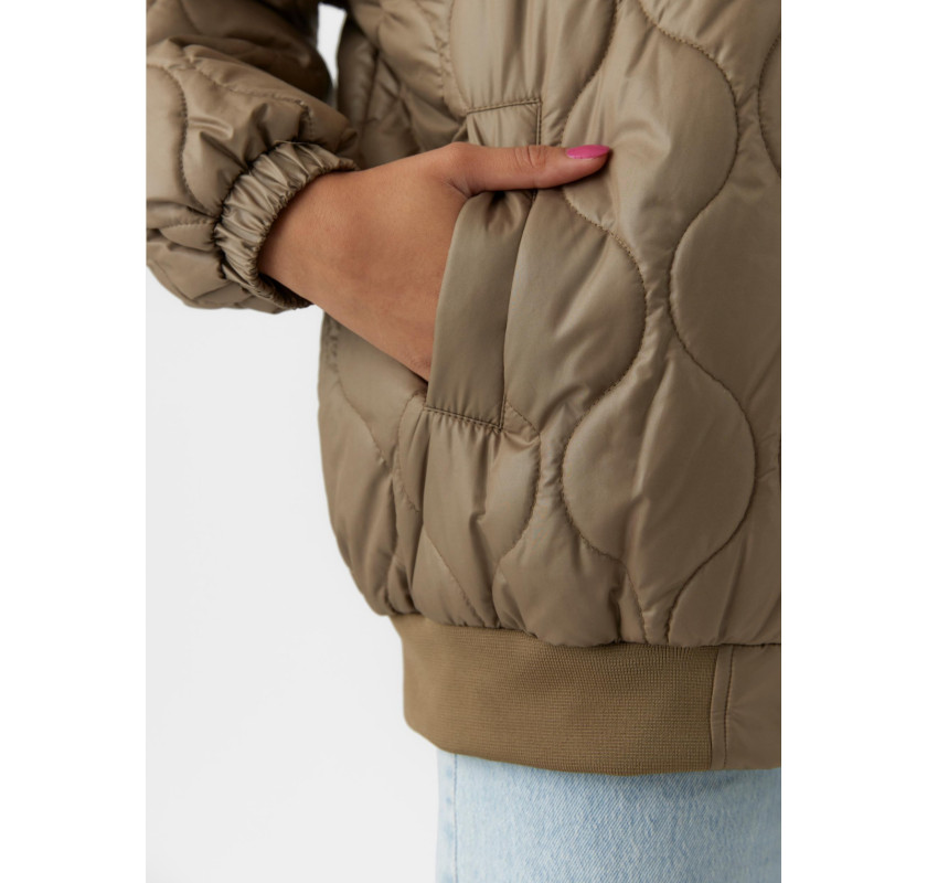 VERO MODA stepēta virsjaka- haki krāsā