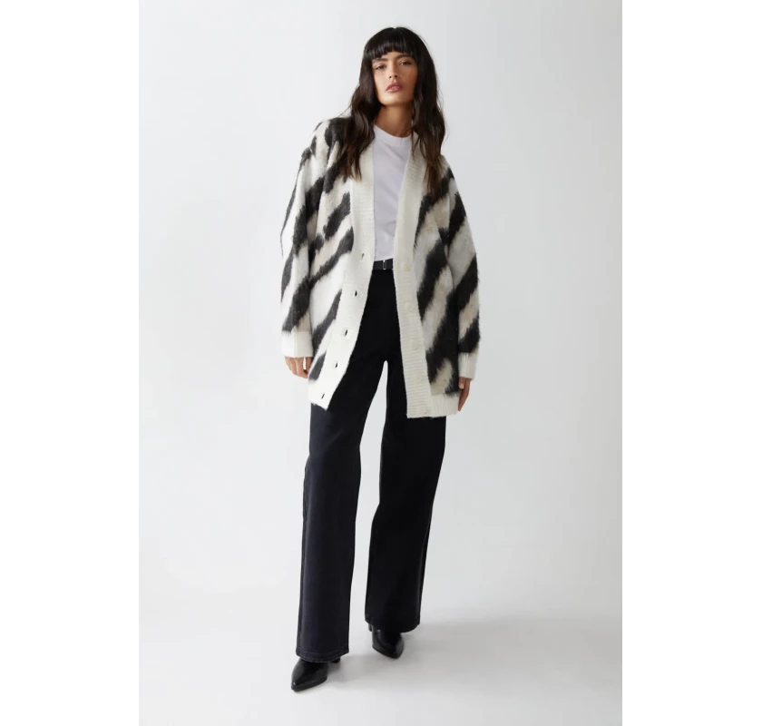 WAREHOUSE Oversized Jacquard adīts kardigans- melnā/bēšā krāsā