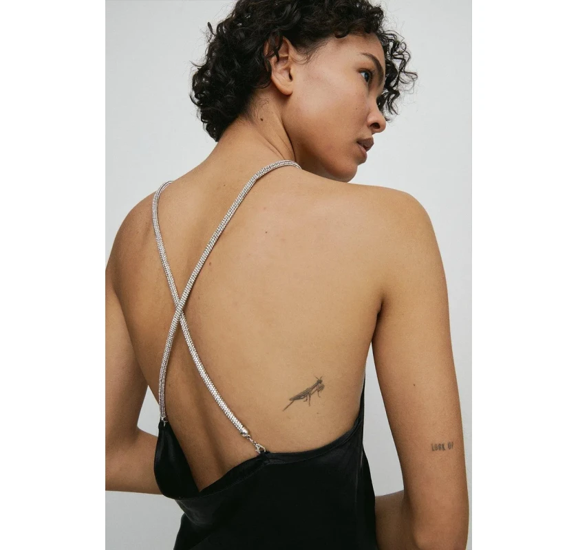 WAREHOUSE Satin Diamante Slip kleita- melnā krāsā