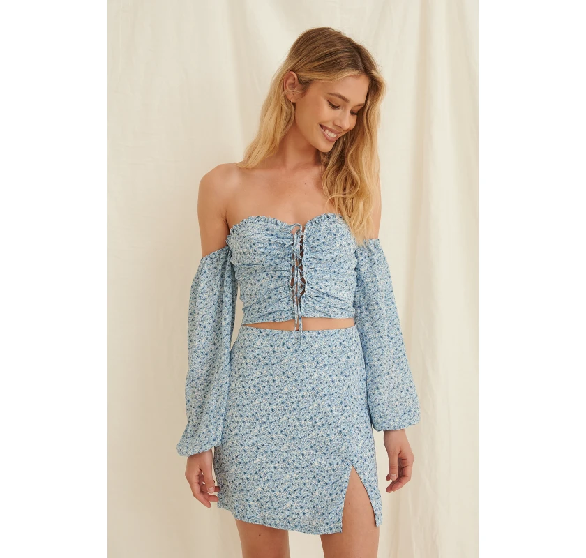 NA-KD Front Slit mini svārki- zilā krāsā