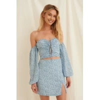 NA-KD Front Slit mini svārki- zilā krāsā