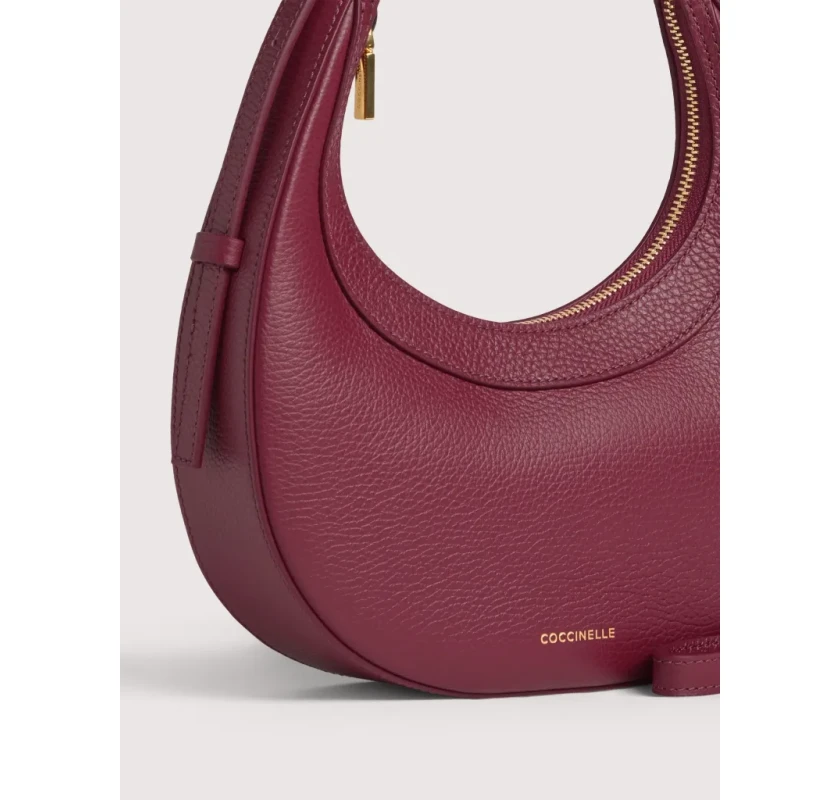 COCCINELLE WHISPER MINI soma- tumši sarkanā krāsā