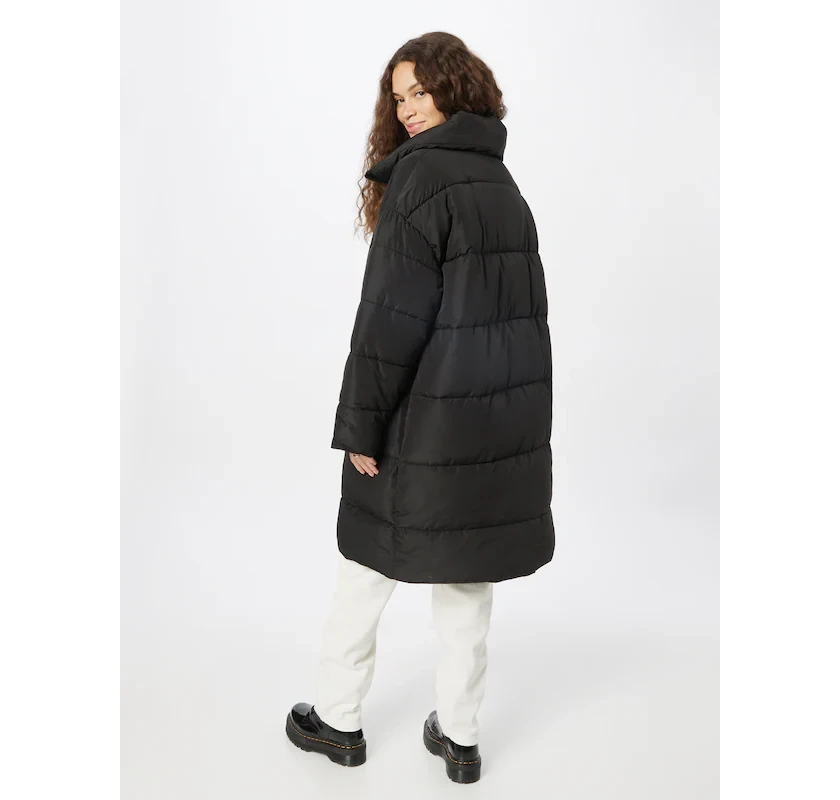 DOROTHY PERKINS ziemas mētelis- melnā krāsā