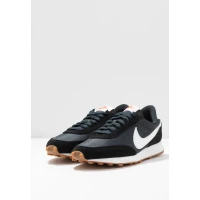 Nike Sportswear DAYBREAK