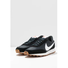 Nike Sportswear DAYBREAK